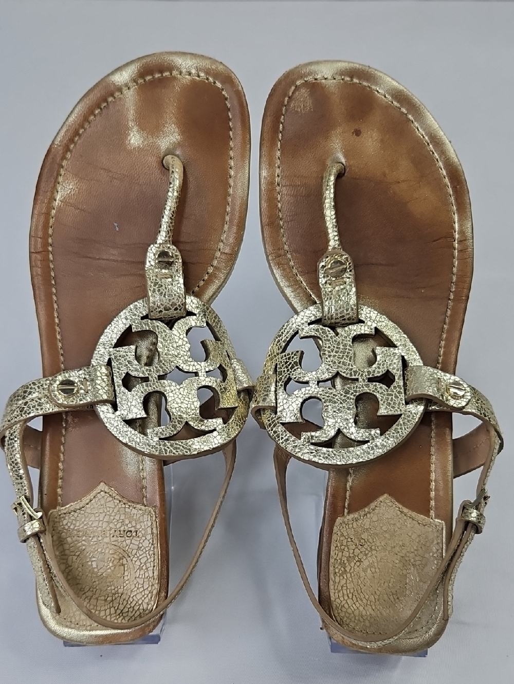 Tory Burch Miller Sandals Strappy Thong Gold Leather Logo Shoes Size 8.5